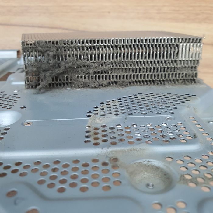 Профессиональная обслуживание игровых приставок (PlayStation & Xbox)