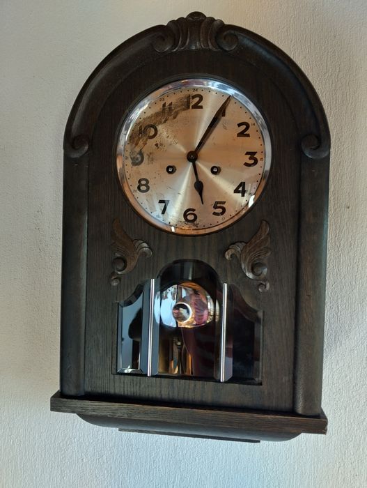 Стари стенни часовници