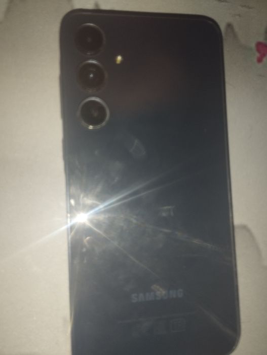 Самсунг а35  б/у