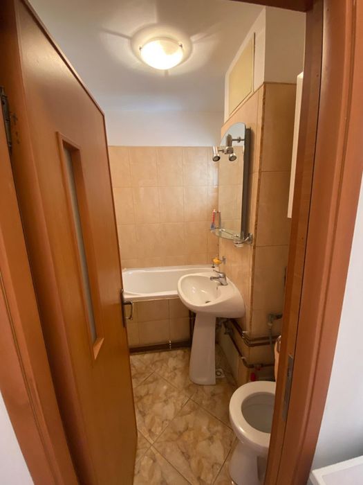 Spre inchiriere apartament Colentina 3 camere