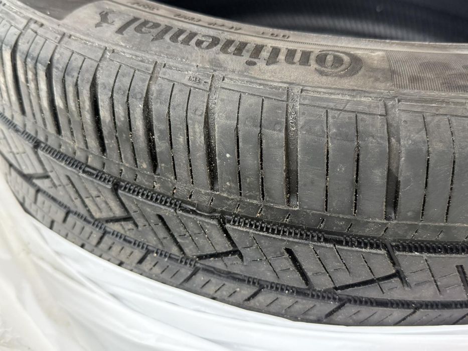 Continental cross contact 275/45 R20