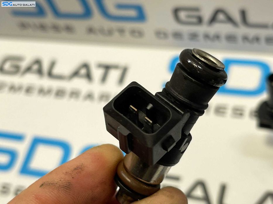 Injector Injectoare Dacia Sandero 1.2 2008 - 2012 Cod 8200292590 0280158046 [D0149]