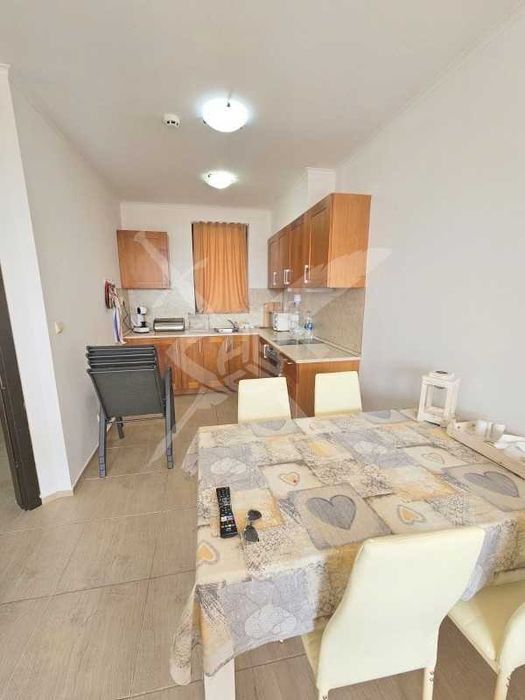 Продава се Двустаен апартамент в с. Кошарица, Област Бургас - 67 кв.м за 1015 €/кв.м - Снимка #1