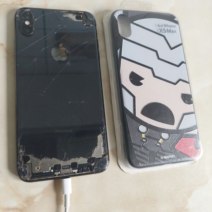 [XsMax] Vând Apple iPhone Xs Max [cu câteva probleme] + BONUS //poze reale