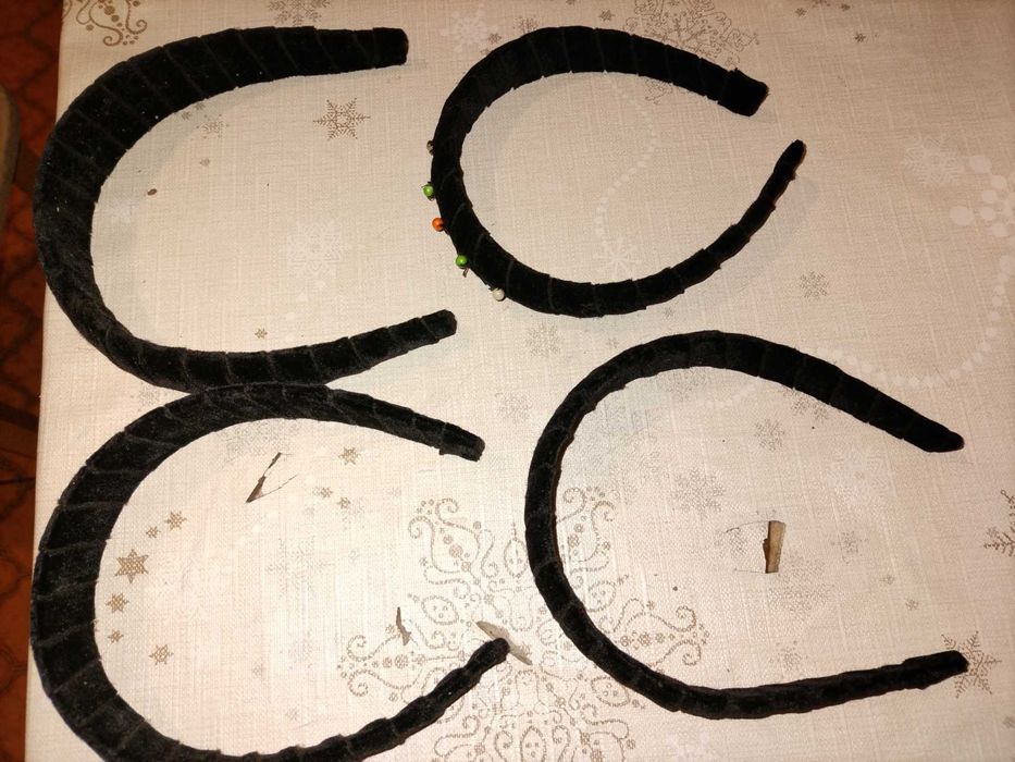 Дамски диадеми от велур, ръчна изработка, нови.