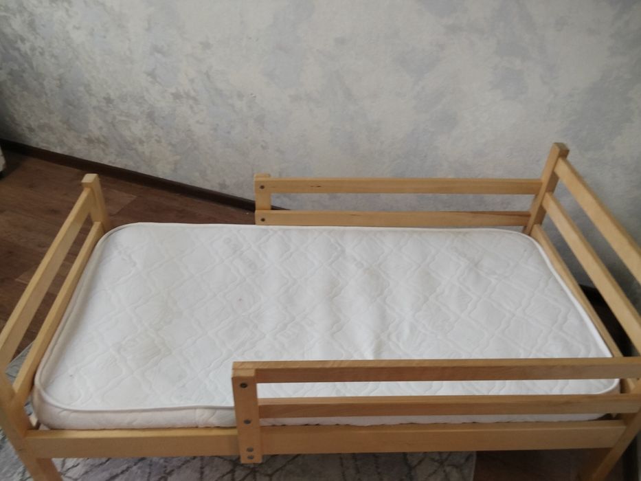 Детская кроватка Россия