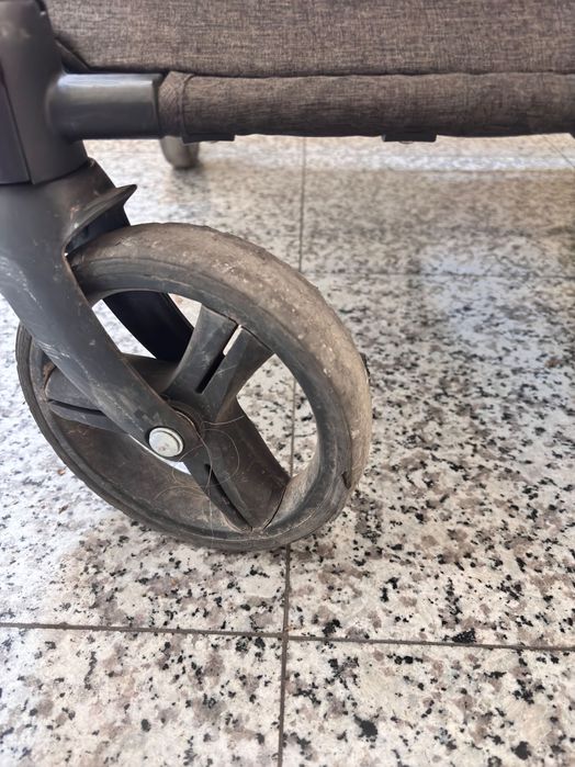 Chipolino Duo Smart Mint детска количка за близнаци/ Добро състояние