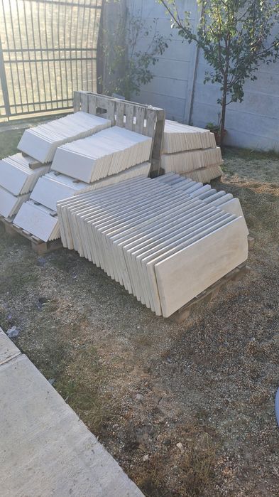 Coame/capace stalpi/ Placi decorative pentru exterior