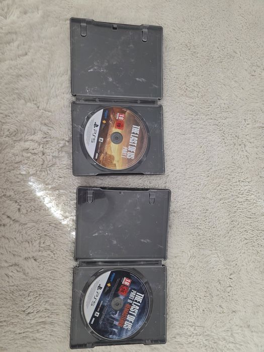 Pachet Ultra-Rare PS5: The Last of Us Part 1 Firefly Edition + Part 2 Remastered W.L.F. Edition (SteelBooks Originale + Discuri)