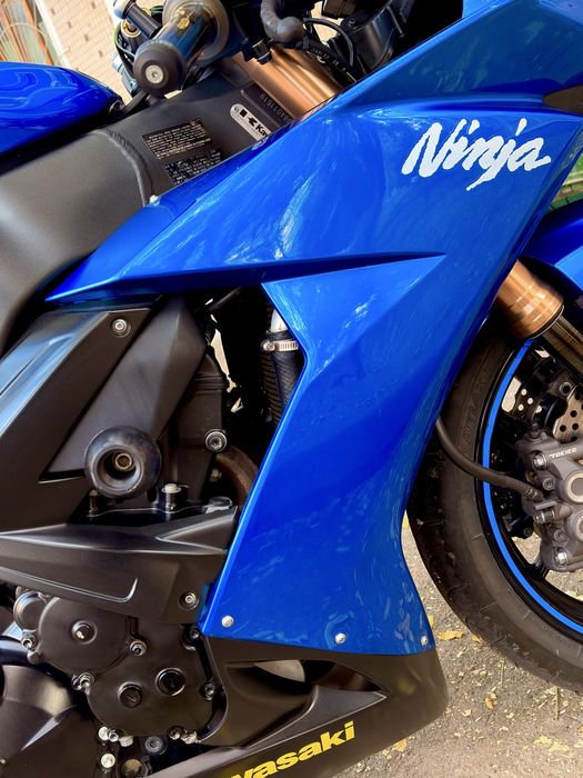 Kawasaki ZX10r Литр
