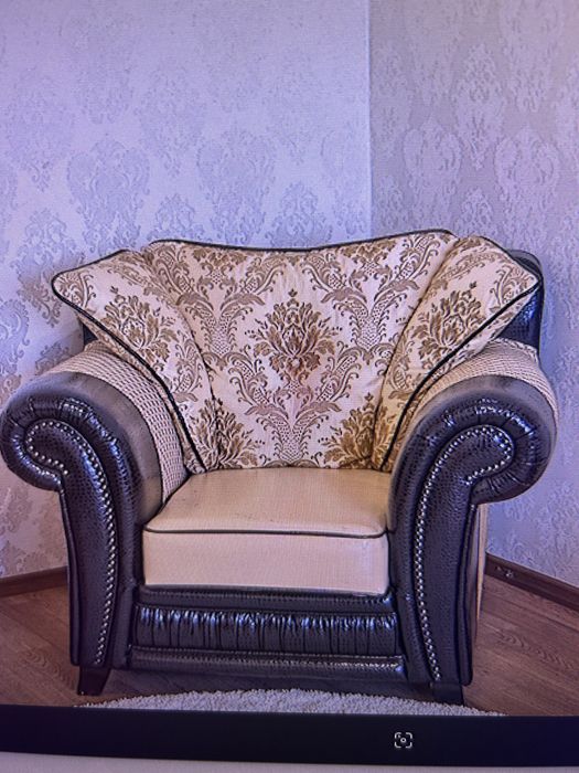 Диван и два кресло