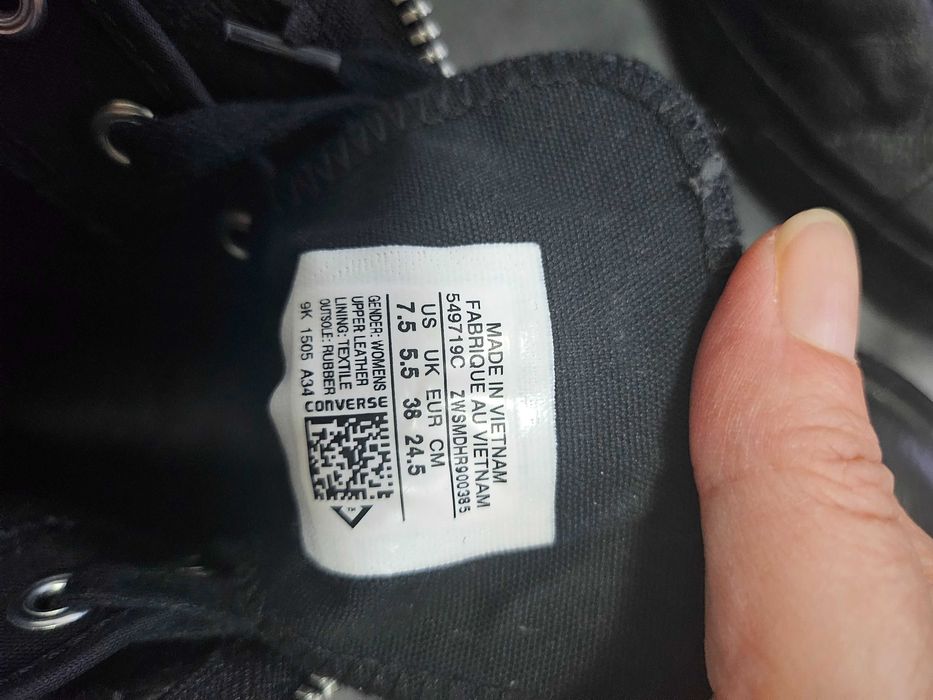 Дамски кожени кецове Converse