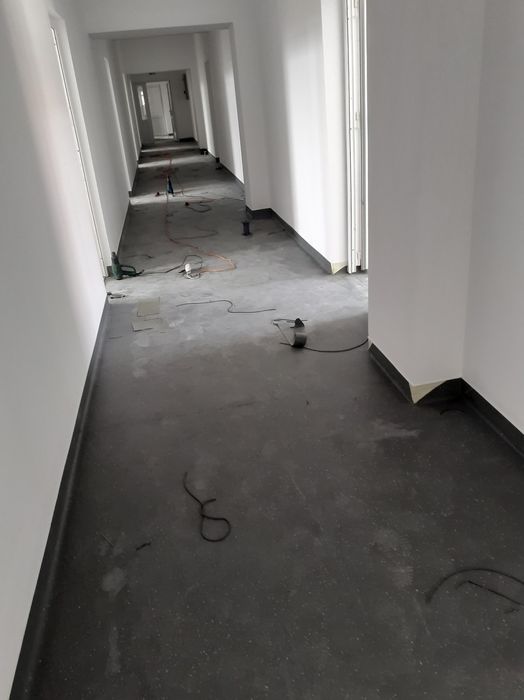 Montator mocheta, linoleum , parchet !!!