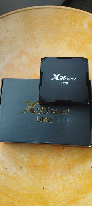 TV бокс Превръща стария телевизор в смарт  RAM 4G, ROM 64G