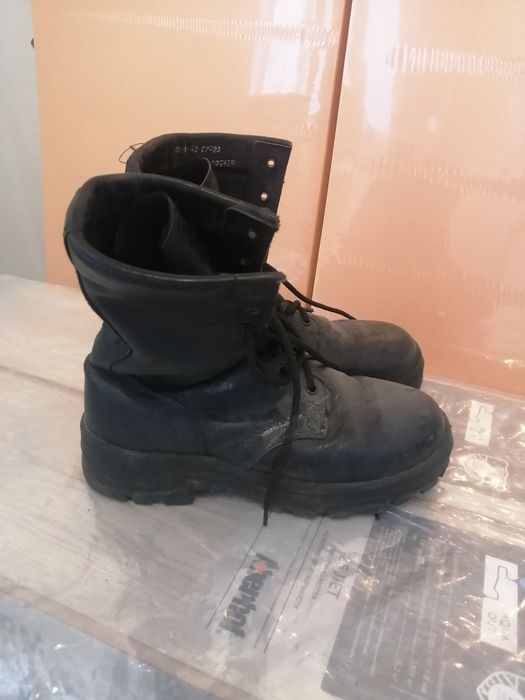 Продам берцы мужские!