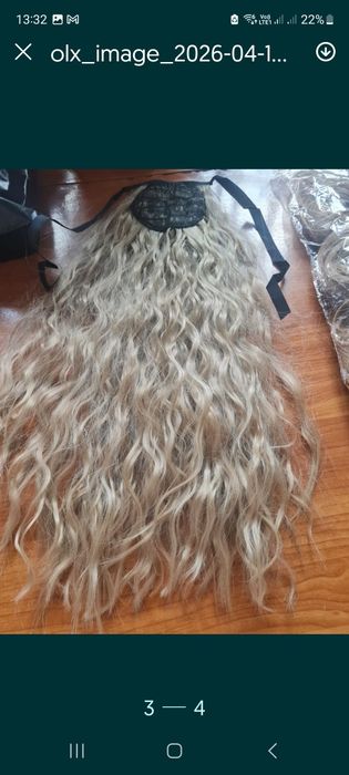 Se vinde doua cozi peruca