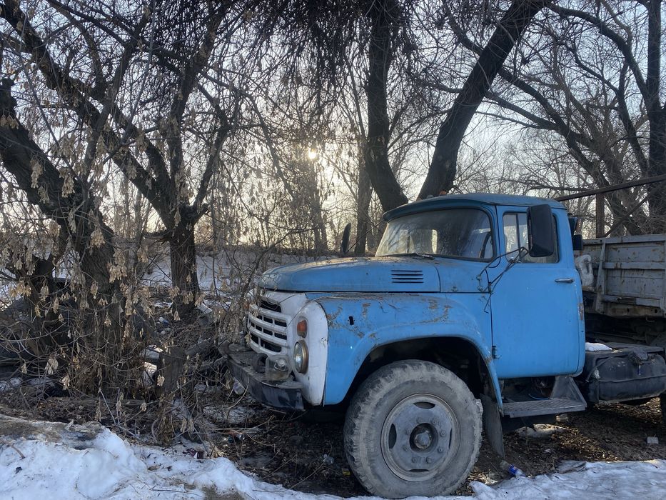 Зил 130 тягач на ходу