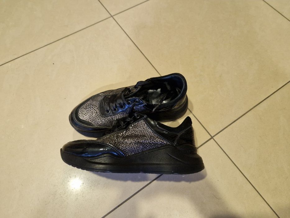 Дамски маратонки