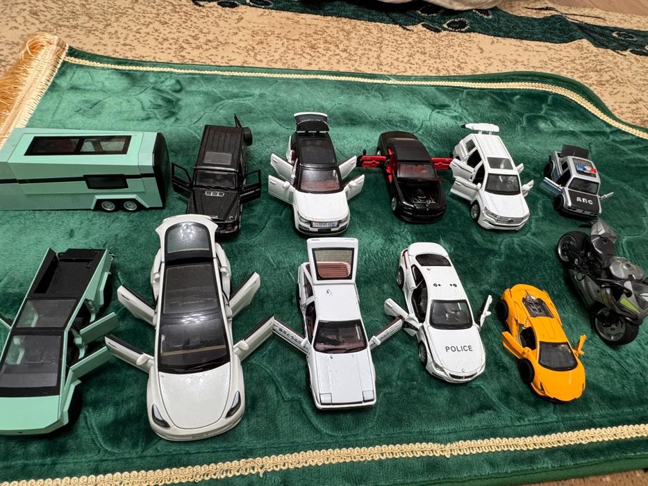 Железные машинки