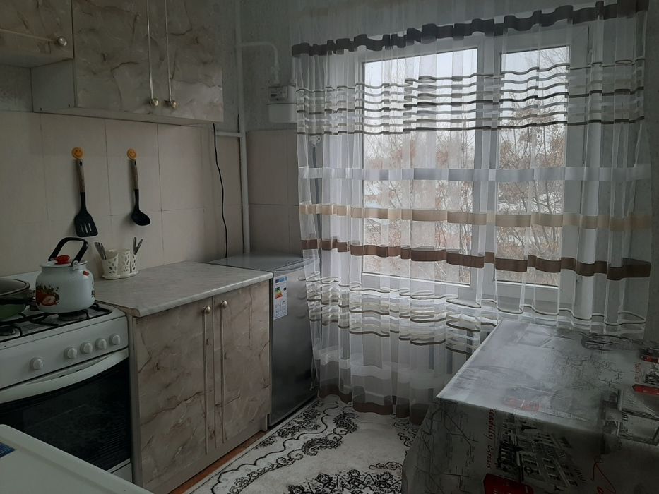 Сдам 1 ком кв, в центре,