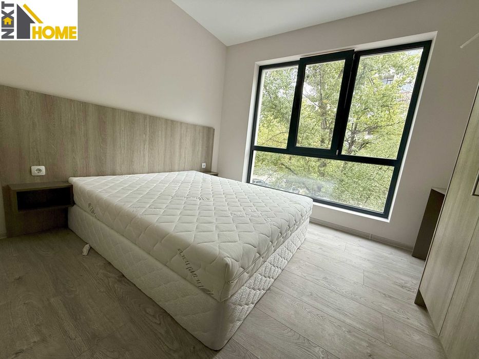 Продава се Тристаен апартамент в Пловдив, Кючук Париж - 99 кв.м за 2374 €/кв.м - Снимка #8