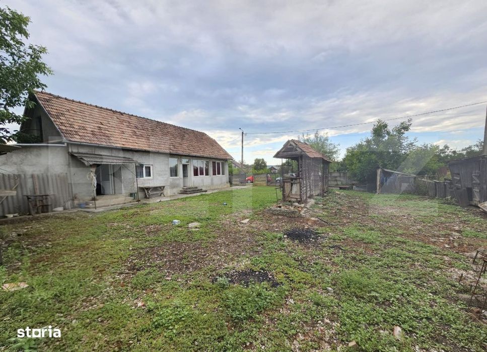 Casa de vanzare, 94 mp, teren intravilan 2.698 mp, Cisteiu de Mures