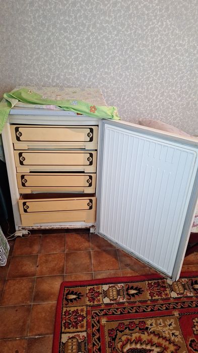 Морозильник Б/У продам