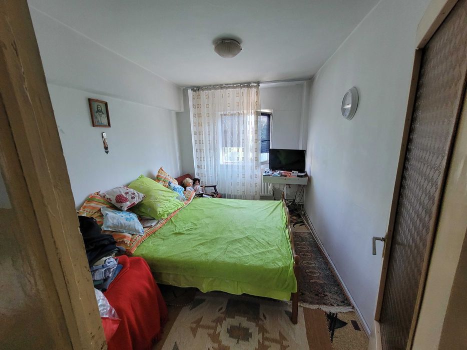 Apartament 4 camere, ultracentral, Rosiori de Vede | 79,65 mp utili