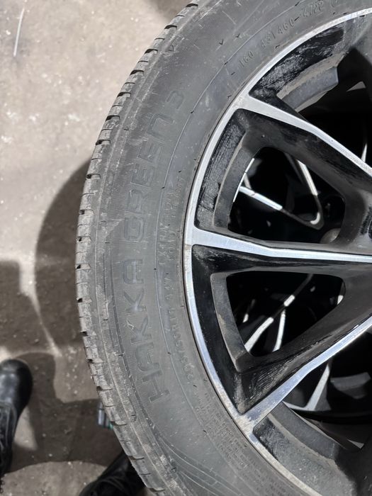 Продам диски с резиной на 16