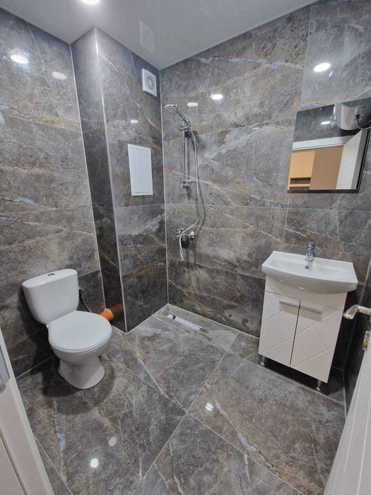 Дава се под наем Двустаен апартамент в София, Студентски град - 78 кв.м за 699 € - Снимка #8