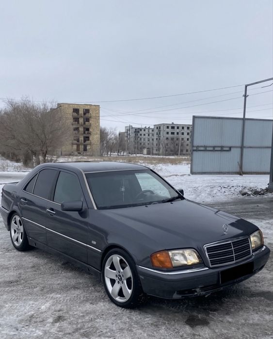 Mercedes-Benz W202 C280