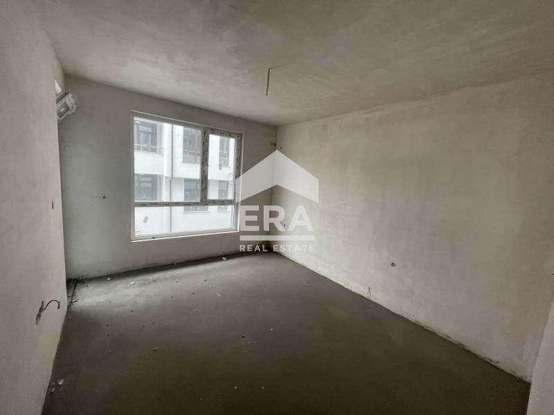 Тристаен апартамент ново строителство за продажба