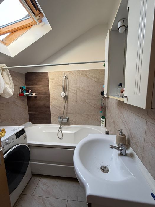 Proprietar vând apartament 2 camere 43 mp2, Dambu bloc nou