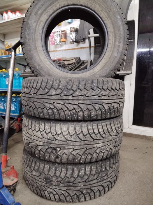 Nokian 265/65/17