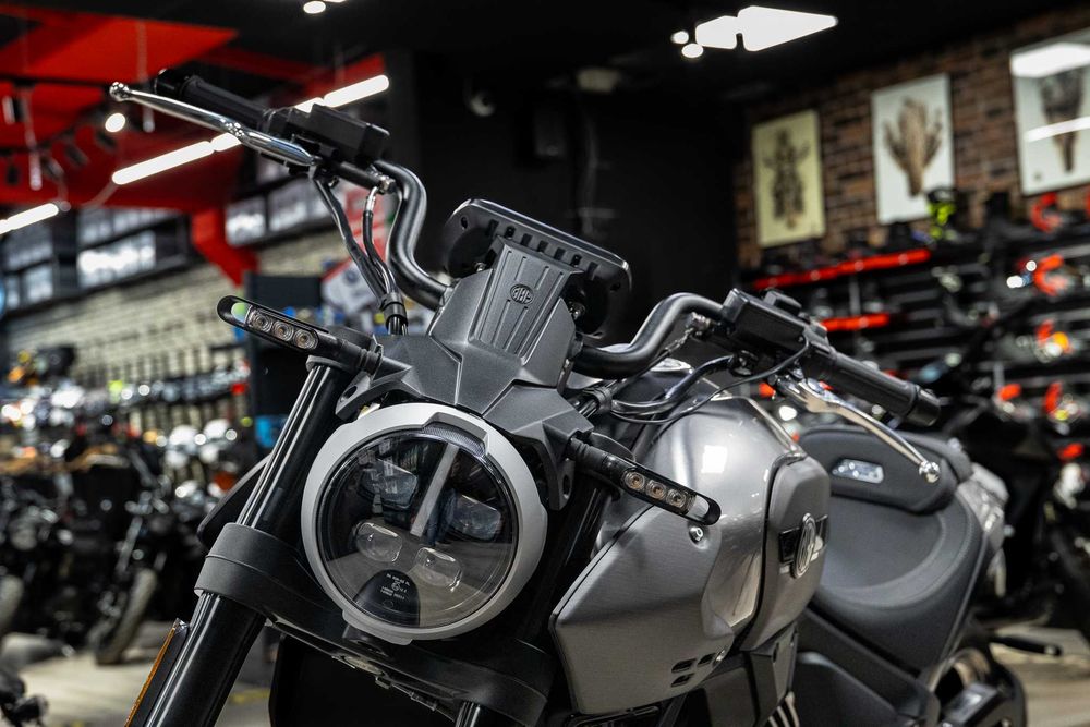 Motocicleta Morbidelli C1002V (V2,95cp, 1002cc) noua la MYMOTO CLUJ