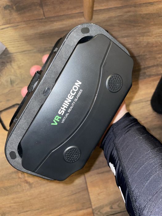 VR очила за телефон –  (Android & iPhone)