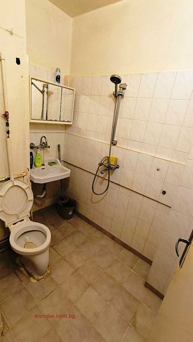 Дава се под наем Двустаен апартамент в Русе, Възраждане - 45 кв.м за 229.5 € - Снимка #7