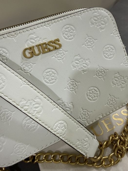 Чанта GUESS - бяла, Noelle Crossbody Bag