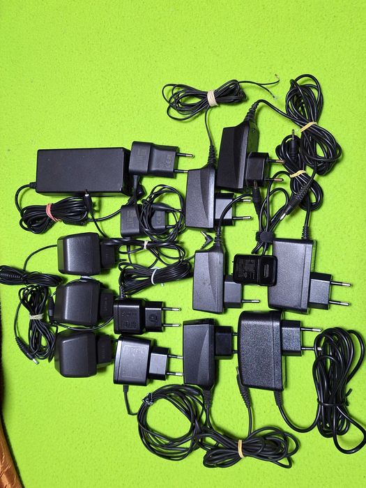 Alimentatoare / incarcatoare pentru telefoane