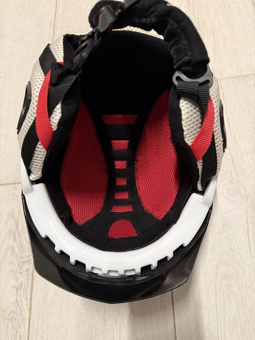 Каска за ски / snowboard UVEX, размер M, 56-58 см