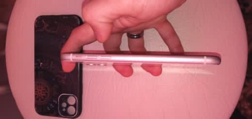 Айфон 11 срочно продоеться