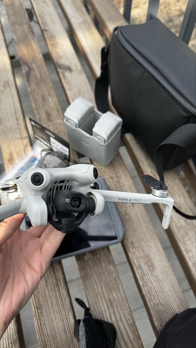Dji mini 4 pro combo