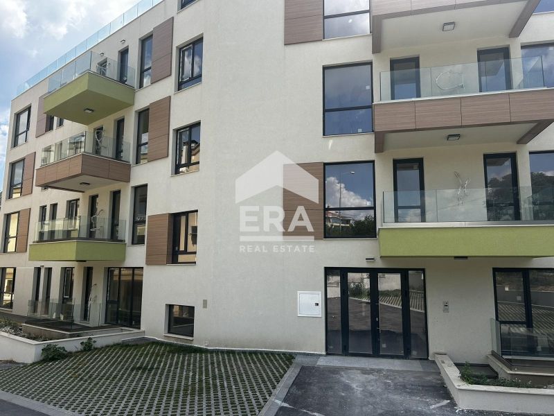 Продава се Двустаен апартамент в Варна, Виница - 47 кв.м за 2339 €/кв.м - Снимка #1