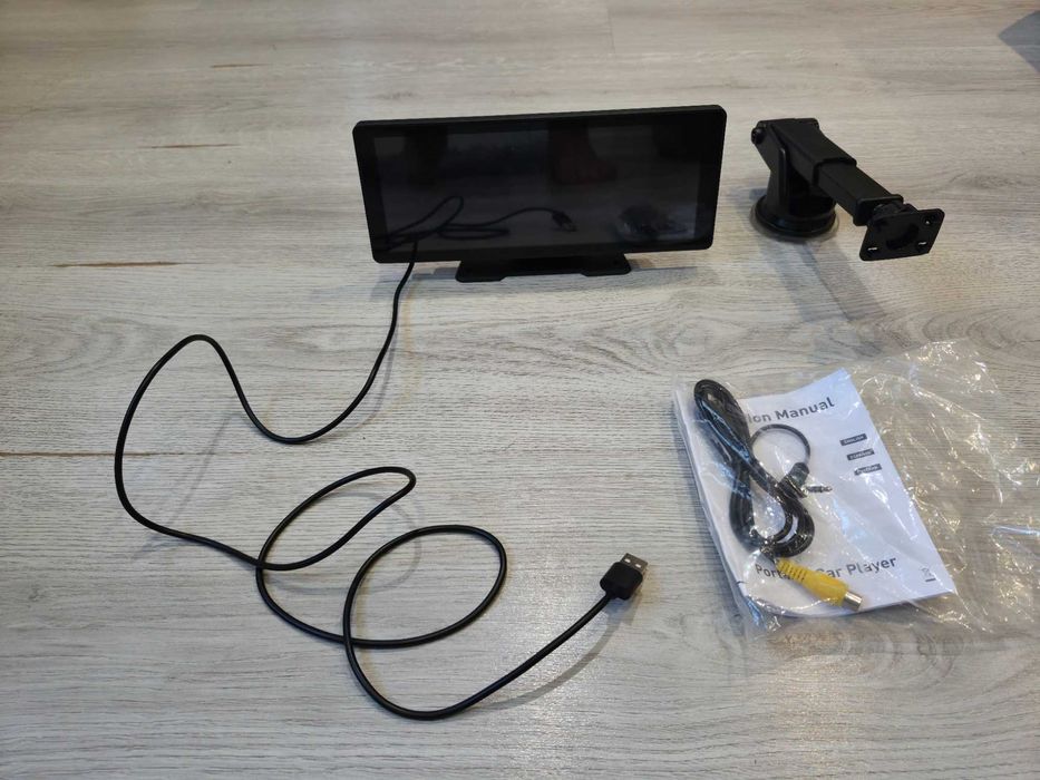 Преносима мултимедия за автомобил ,fm transmitter, 10 инча