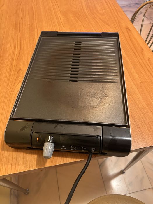 Gratar electric Philips HD4419