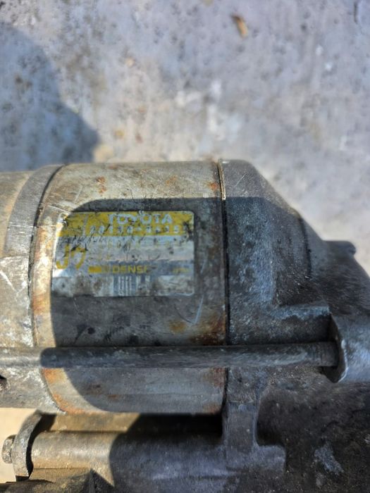 Продам стартер на тойоту Марк 2 креста