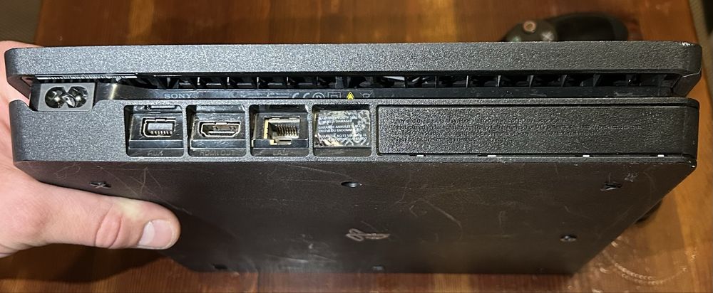 Playstation 4 slim 1tb