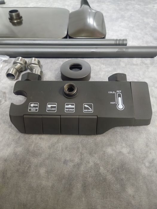 Душевой набор новый.