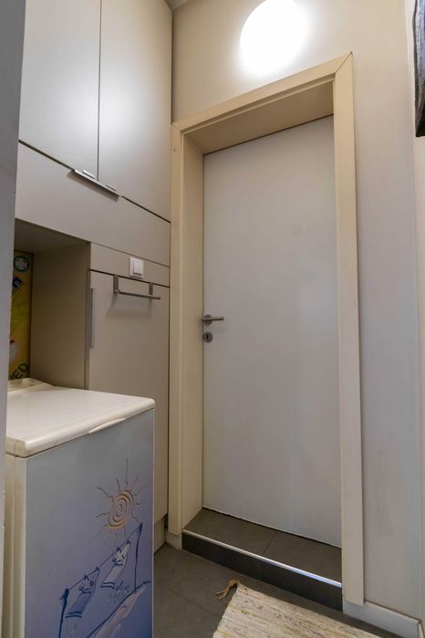 Продава се Двустаен апартамент в София, Оборище - 48 кв.м за 5209 €/кв.м - Снимка #8