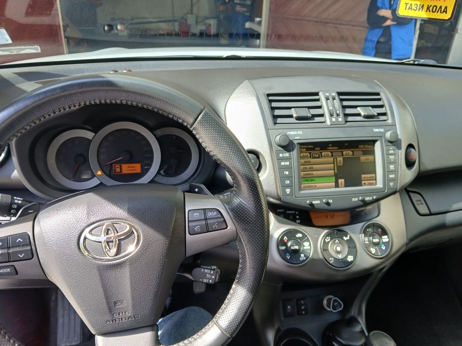 Toyota Raf-4   автомат